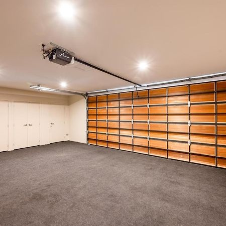 Luxury Lakeview Vista Apartment Wanaka Esterno foto