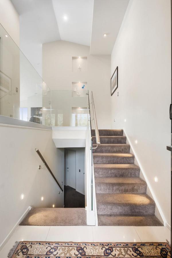 Luxury Lakeview Vista Apartment Wanaka Esterno foto