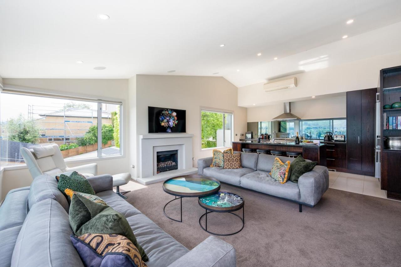 Luxury Lakeview Vista Apartment Wanaka Esterno foto