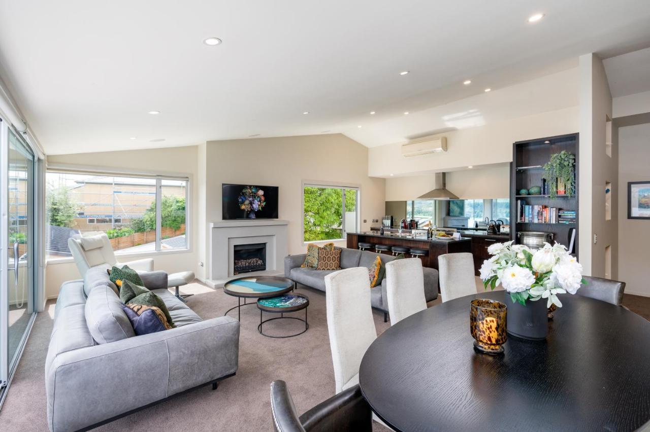 Luxury Lakeview Vista Apartment Wanaka Esterno foto